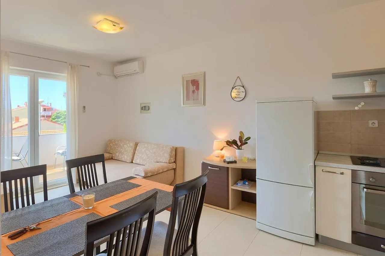 Apartments Boris 771 Fazana 0*,  Croatia
