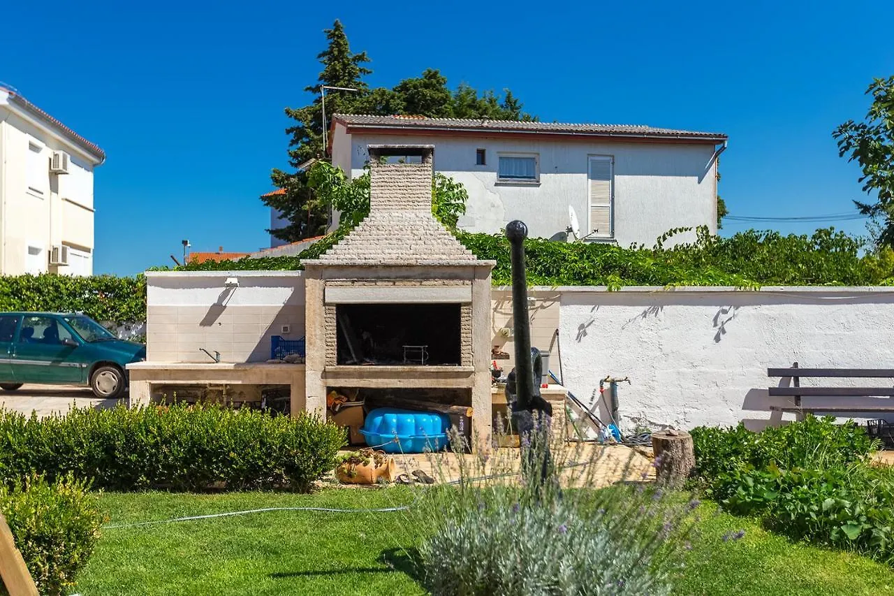 Apartments Boris 771 Fazana Croatia